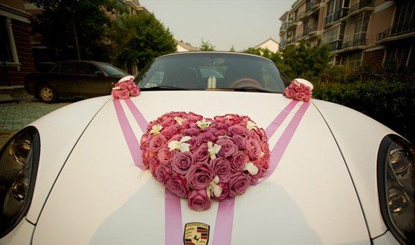 婚礼花卉礼仪之婚车鲜花装饰