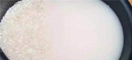 用这些水浇花,肥料都不用施了 用这些水浇花,肥料都不用施了