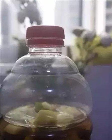 西瓜皮沤肥打开盖子透气 西瓜皮沤肥打开盖子透气
