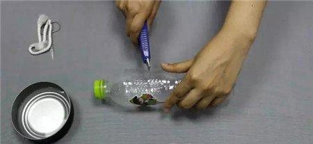 切塑料瓶